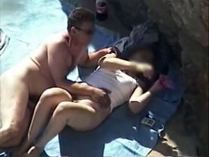 Explicit hook-up on remote beaches flick